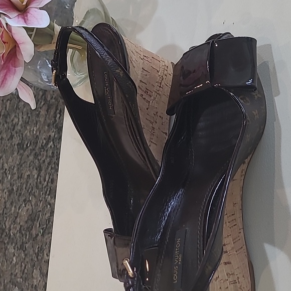 Louis Vuitton Monogram Leather Wedges 40 - Picture 13 of 17